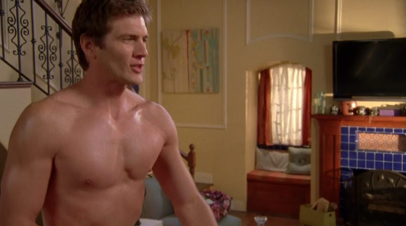 Ryan McPartlin Shirtless on Chuck s4e13