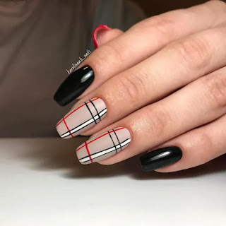 Burberry nail designs and black nail