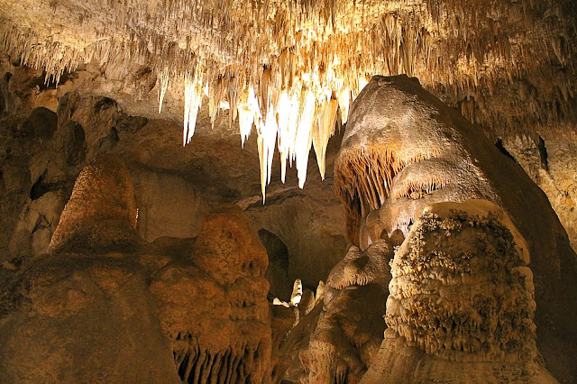 Carlsbad Caverns National Park New Mexico caves geology reef spelunking explore travel trip copyright rocdoctravel.com