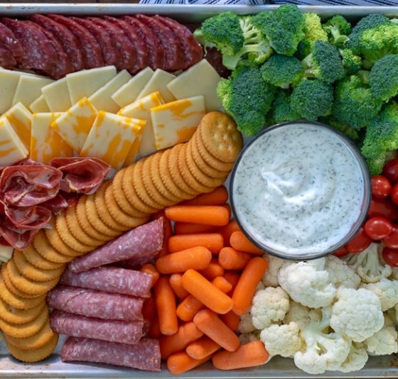 How To Make A Sheet Pan Snack Platter #appetizers #meals