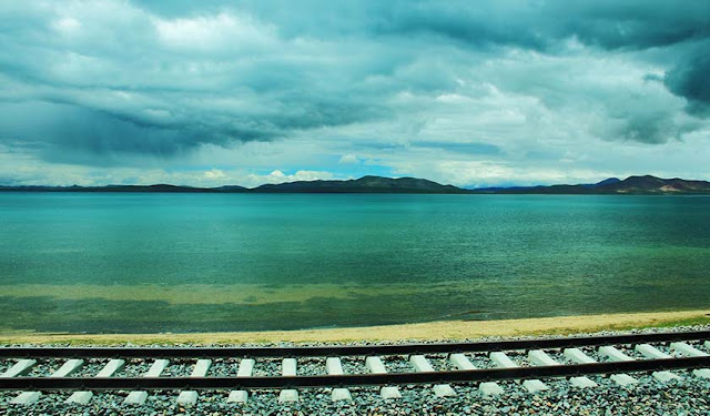 青藏鐵路沿途風光-措那湖