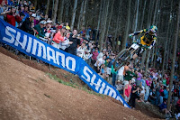 CAMPEONATOS DEL MUNDO DE MTB DESCENSO 2013. MINNAAR Y ATHERTON CAMPEONES