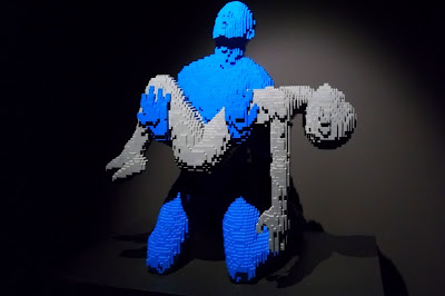 The Art of the Brick par Nathan Sawaya my boy