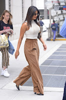 priyanka chopra style leaving her apartment in new york 10 1 .xyz exclusive.jpg