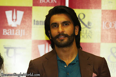 Ranveer, Sonakshi launch the Lootera Mills n Boon series