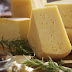 Loja de queijos artesanais reúne variedades de pequenos produtores