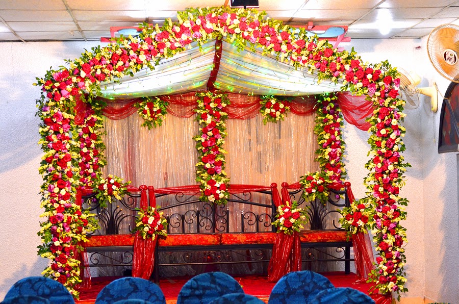  Bengali  Wedding  Guide Gaye Holud or Biye Simple Stage  Design