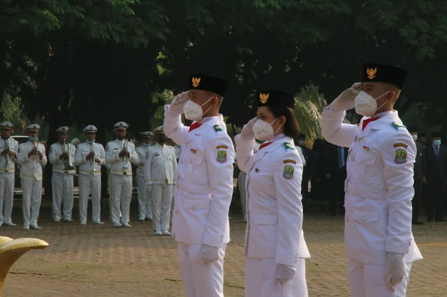 UPACARA PERINGATAN KEMERDEKAAN REPUBLIK INDONESIA KE 75 TERLAKSANA DI ALUN-ALUN KOTA BEKASI