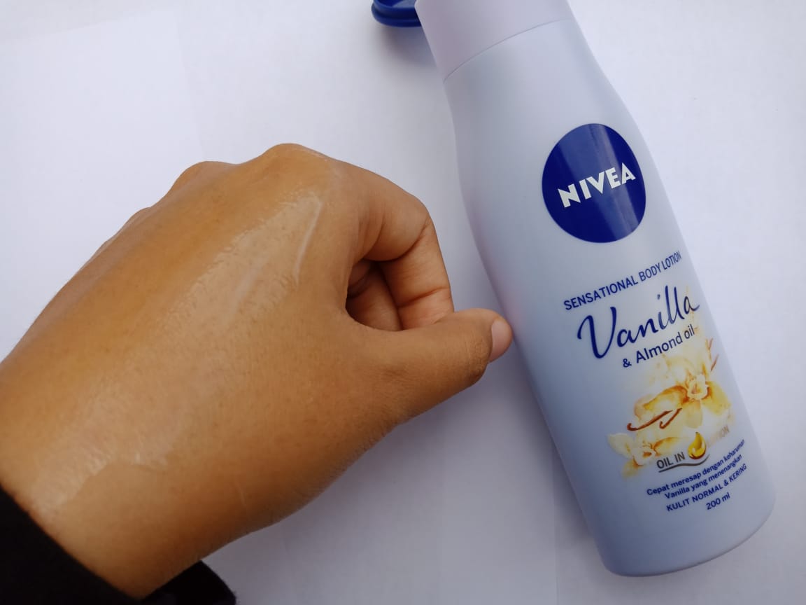 Review Nivea Sensational Body Lotion cherry blossom, orange blossom dan vanilla