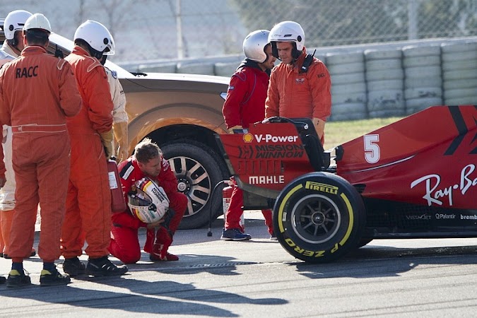 Ferrari identifies cause of F1 testing engine failure at Barcelona