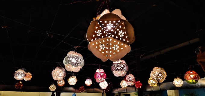 Hanging paper Lanterns