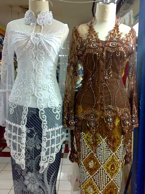 Fashion Kebaya Akad Nikah Modern 2011 Model Desain Baju 