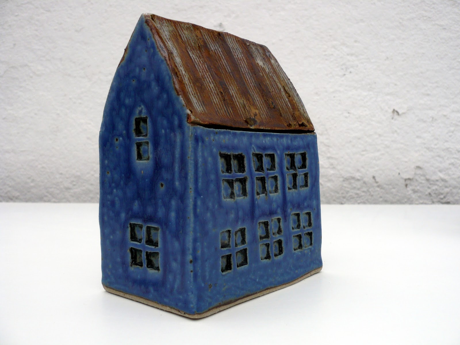 Janet Mealha Ceramics  And Photography New ceramic  houses  