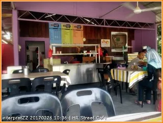 Gambar suasana di HR Street Cafe di Salak Tinggi di Sepang di Malaysia