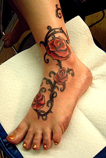 Tattoos Designs Ideas Extremely Flexible Rose Tattoos Styles