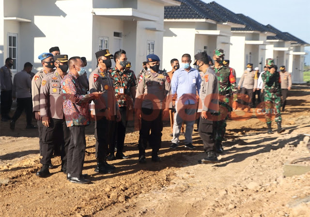 KAPOLDA ACEH SERAHKAN KUNCI PERUMAHAN BHARA DAKSA RESIDENCE