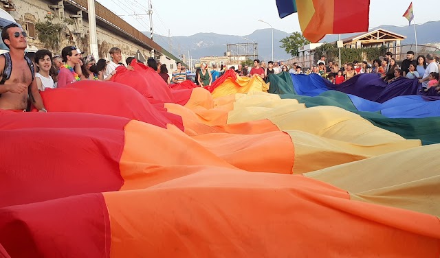 Il Vesuvio Pride a Torre Annunziata tra diritti civili e legalità 