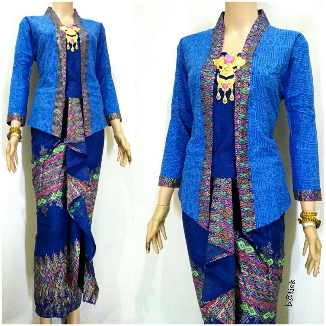  Model Rok Lilit  Blouse Batik Anisa Prada