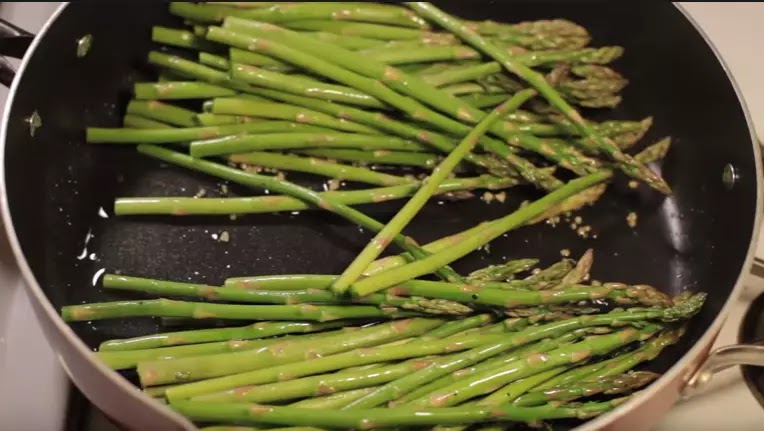 Cook Asparagus like a chef Pro