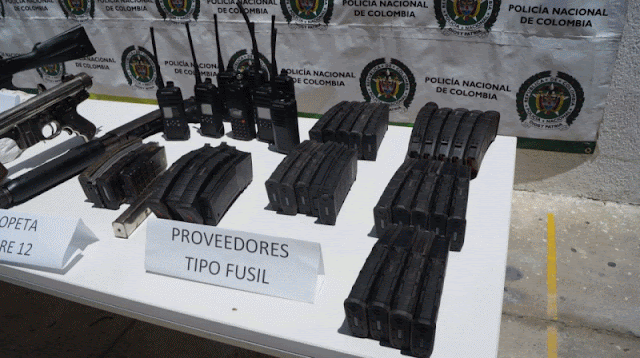 hoyennoticia.com, En Uribia descubren material bélico de 'Los Pachencas' en caleta enterrada