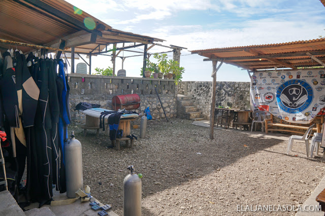 Cebu | Dive at Kuya Jom’s Crib, Catmon