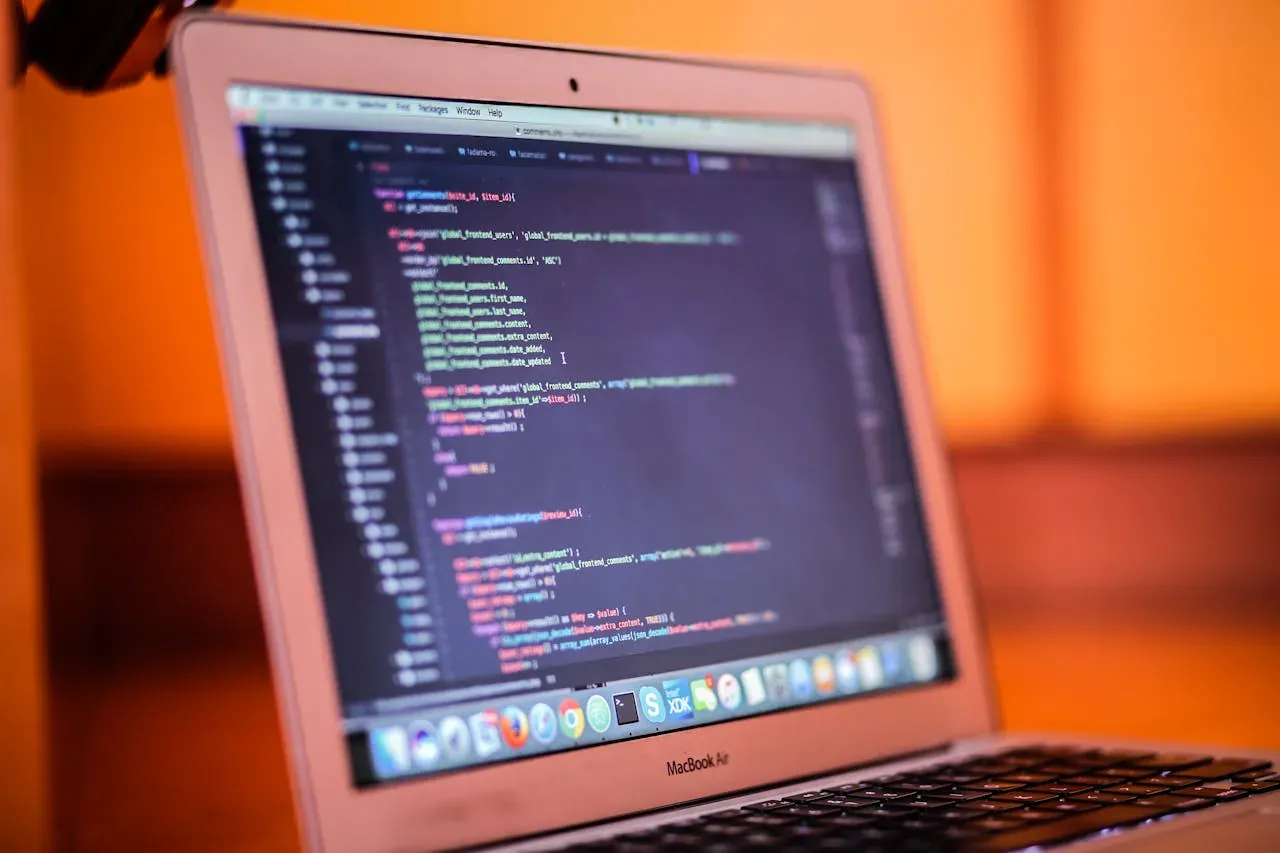 Best Laptops to Buy In India: Under 30000