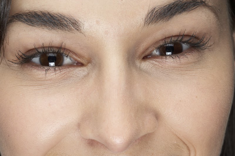 Home Remedies To Get Rid Of Under Eye Wrinkles