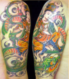 Japanese Arm upper Tattoo, Design Japan Tattoo on Body