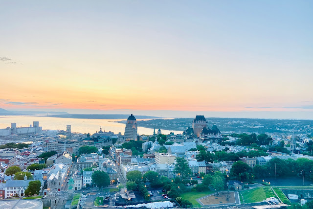 Quebec City at dawn: Panoramic view