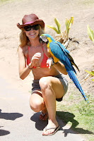 Denise Richards On Vacation In Maui In Her Bikini And Playing With Rental Birds