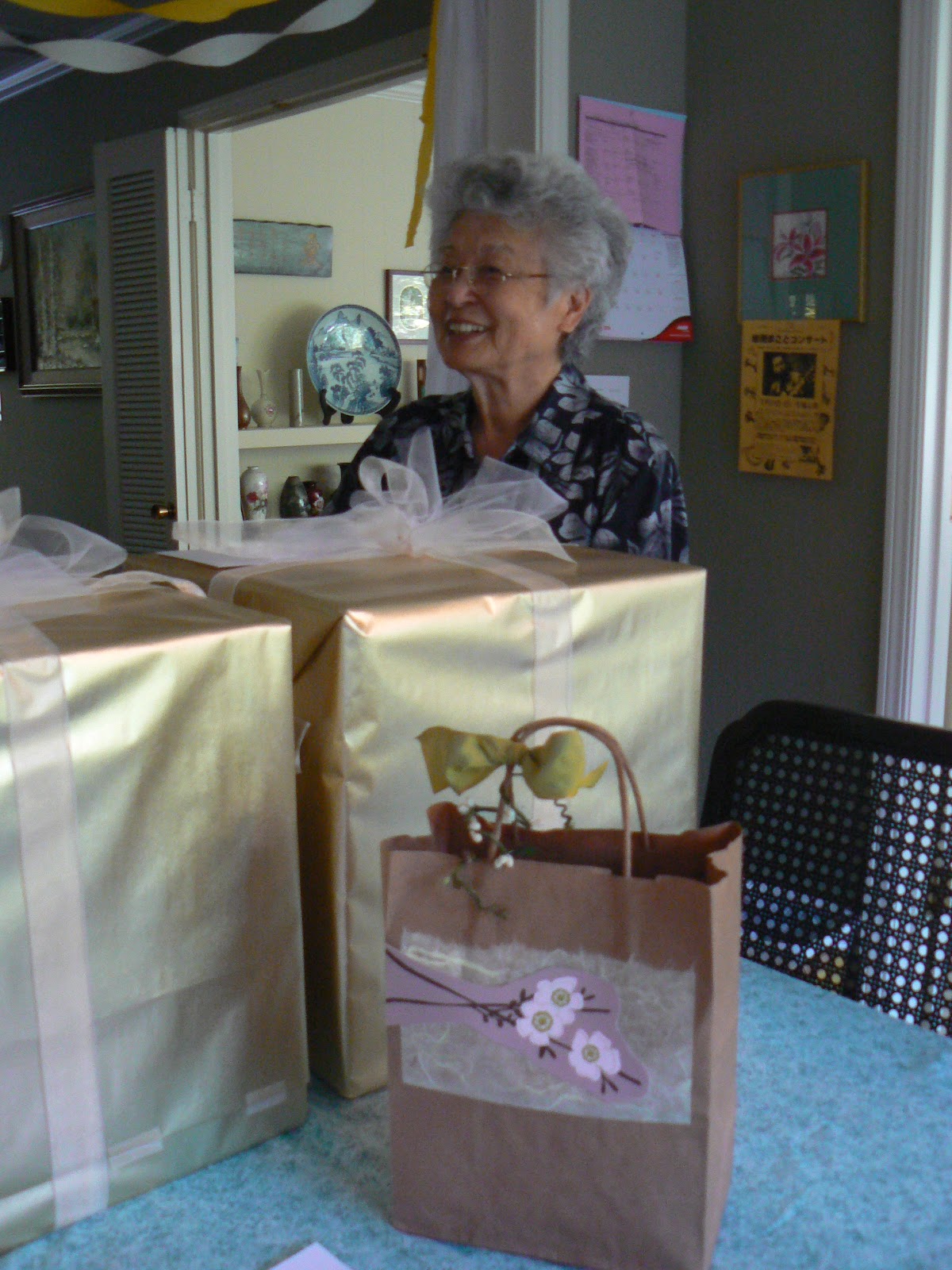  I put my gift bag decorated with M and M 39s wedding invitation image 
