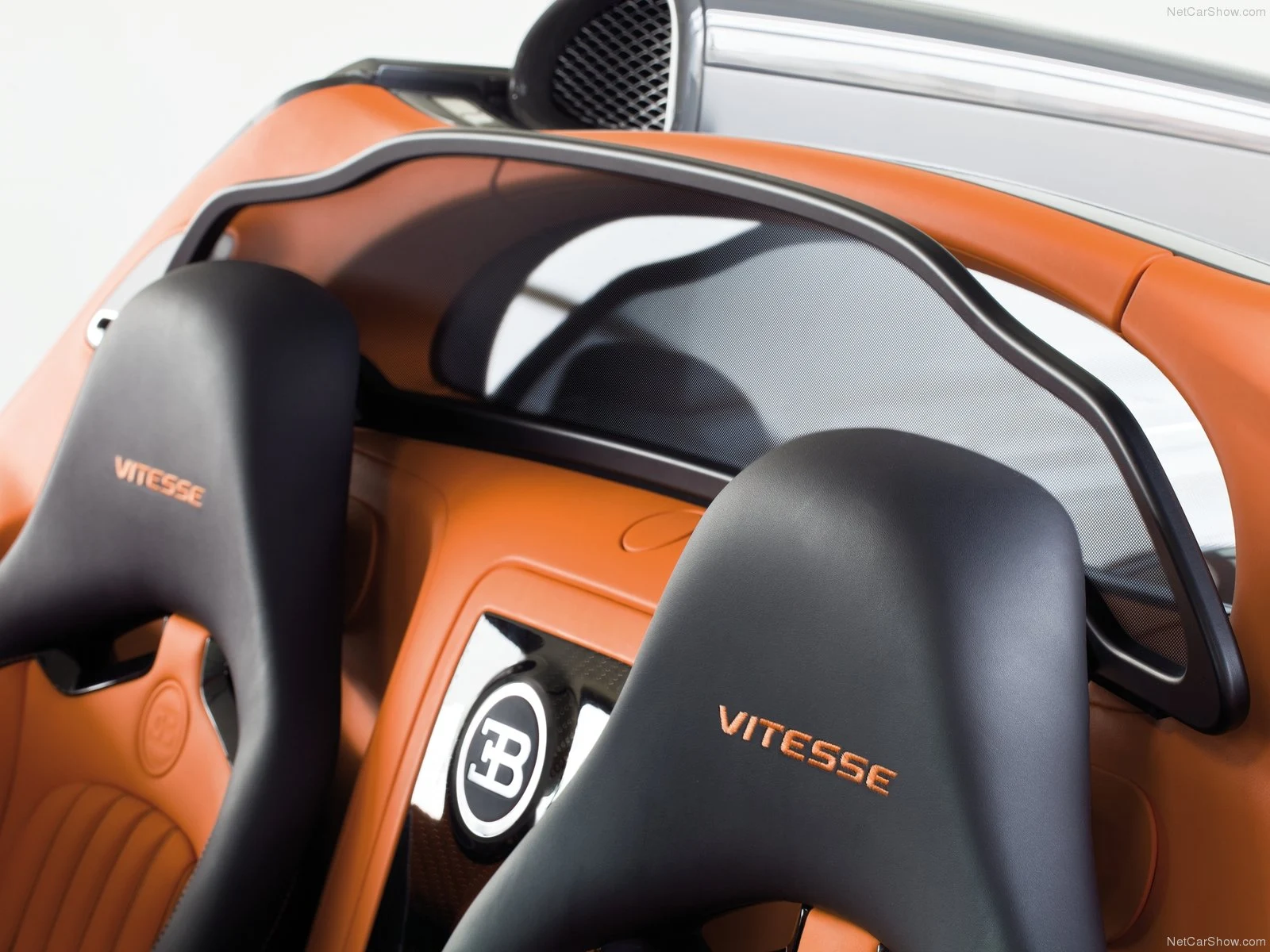 Hình ảnh siêu xe Bugatti Veyron Grand Sport Vitesse 2012 & nội ngoại thất