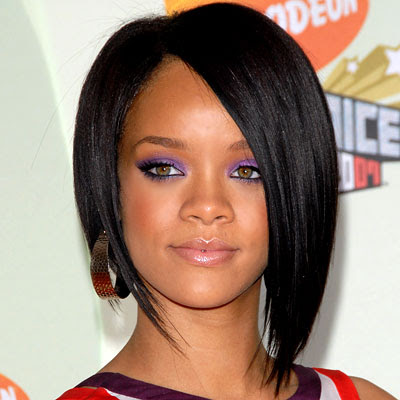 Rihanna Hairstyle for oval face shapes