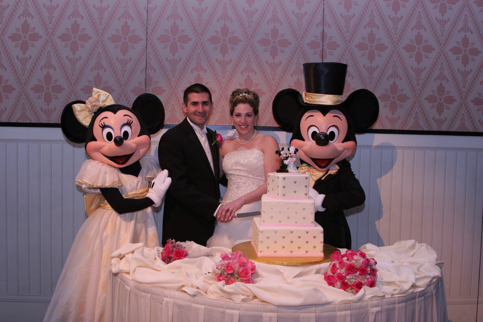 Mickey Mouse Wedding Decorations