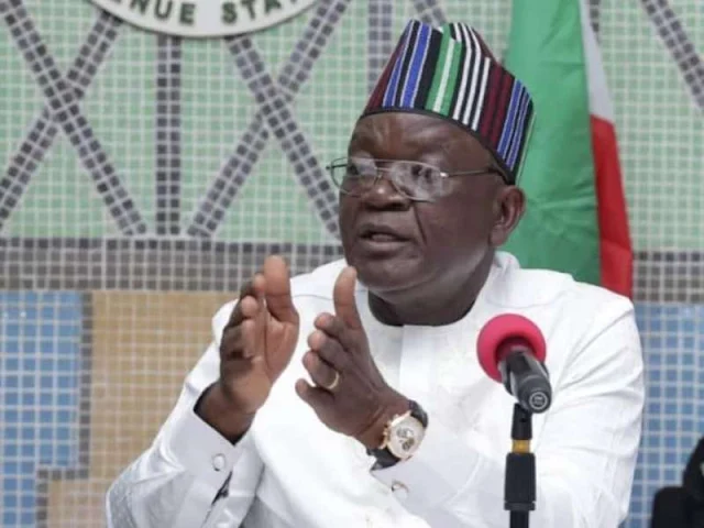 Samuel Ortom suspends illegal mining in Benue