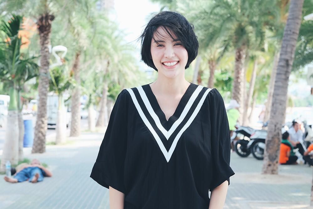 Ratrawee “Kaitong Chicky” Jiraprapakul beauty Thai ladyboy instagram photo