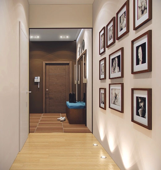 In large hallways you can organize shelves, shelving, tables, coasters for decor