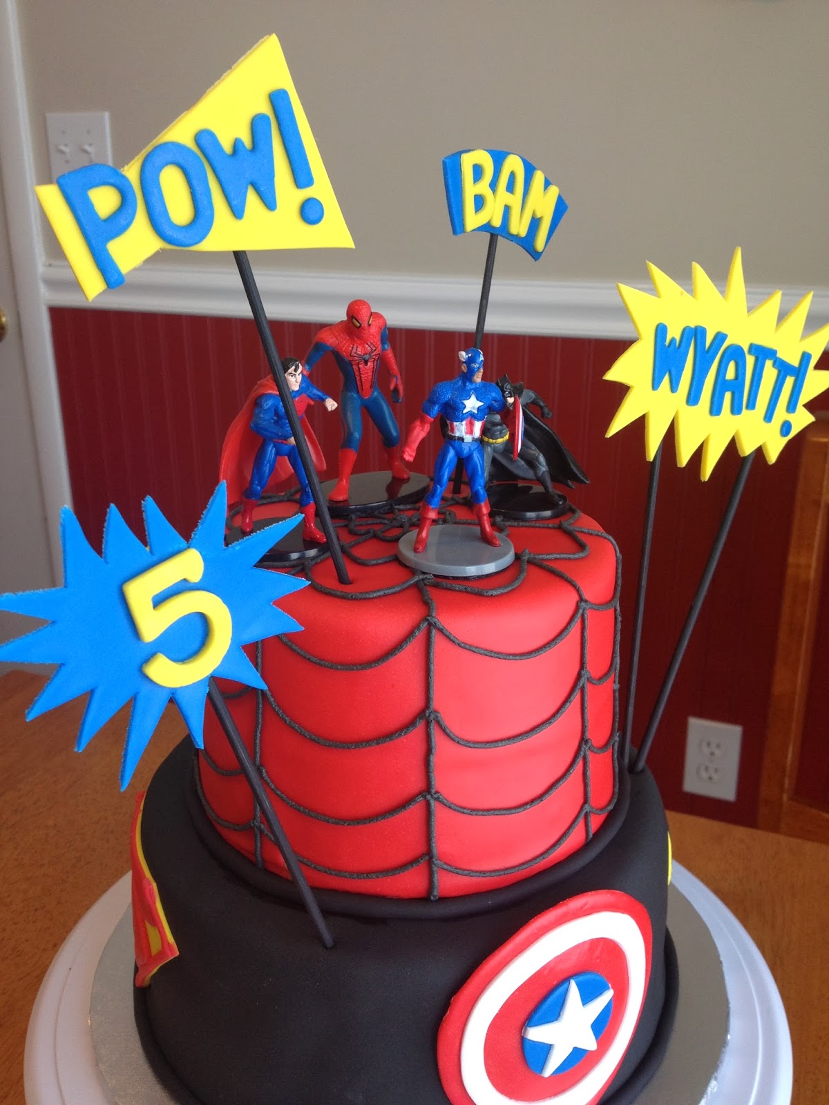 Sugar Love Cake Design: Super Heroes