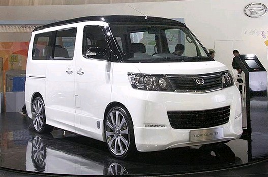  Modifikasi  Keren dan Elegan Mobil Daihatsu Luxio  Terbaru 