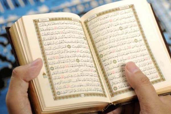 Quran tanpa memahami maknanya sanggup mendapat pahala Baca Al-Quran Tanpa Paham Maknanya, Bagaimana Hukumnya?