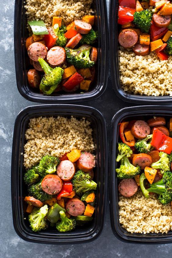 Quick Meal-prep sausage veggies and quinoa is healthy, flavor-packed and full of color and nutrition. January has officially begun and Meal-prepping seasoning is now upon us