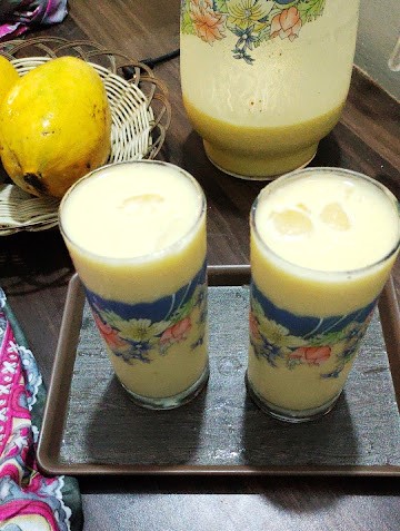 creamy mango milkshake recipe wirth step by step photos and video