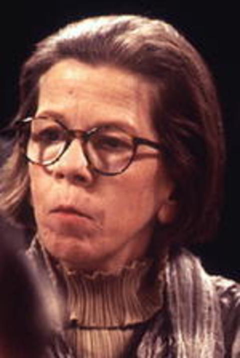 Linda Hunt - Wallpaper Gallery