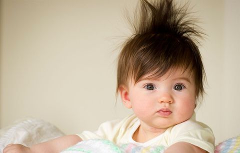 5 Cara Menebalkan Rambut  Bayi dengan Aman  dan  Alami 