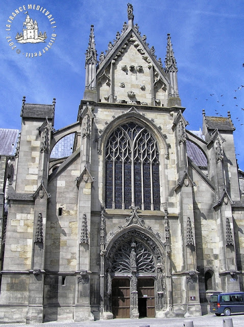 REIMS (51) - Basilique Saint-Rémi (XIe-XVe siècles)