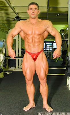 Amazing male and female bodybuilders Seen On www.coolpicturegallery.net