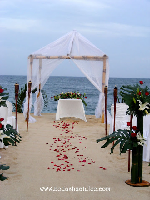 boda en playa, beach wedding, Oaxaca, México, Bodas Huatulco, Wedding Planner