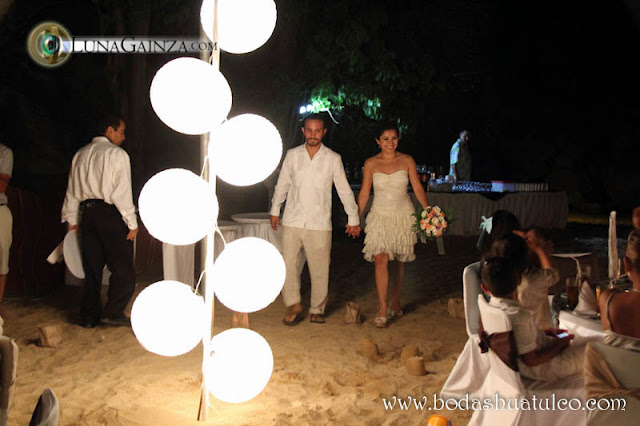 boda en playa, beach wedding, Oaxaca, México, Bodas Huatulco, Wedding Planner