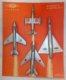 Aeroplanes; Aircraft; Aviogetti; Delta Dart; Hawker Hunter; Ingap; Italian Toys; Italy; Made In Italy; Mig; Novelty Toy; Padova; Plastic Model; Plastic Novelty; Plastic Toys; Russian Craft; Small Scale World; smallscaleworld.blogspot.com; War Planes;