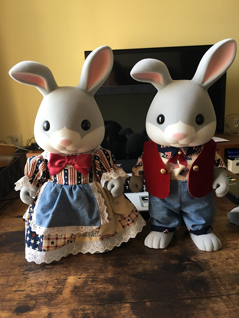 Sylvanian Families  Happy Cottontail Rabbits　シルバニアファミリー　30センチ　ハッピーわたウサギ